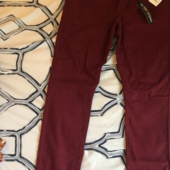 Tight jean legging - Picture 3 of 3